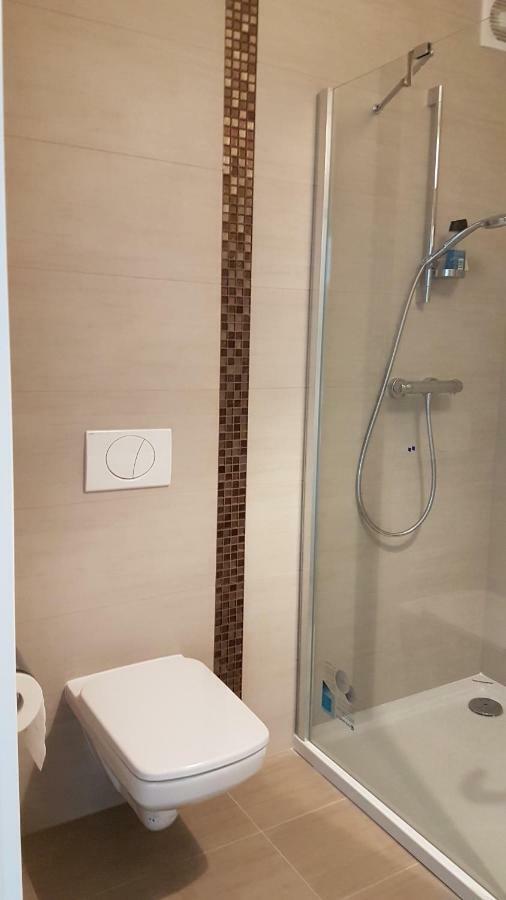 Апартаменты Apartament Akwarelowy Колобжег Экстерьер фото